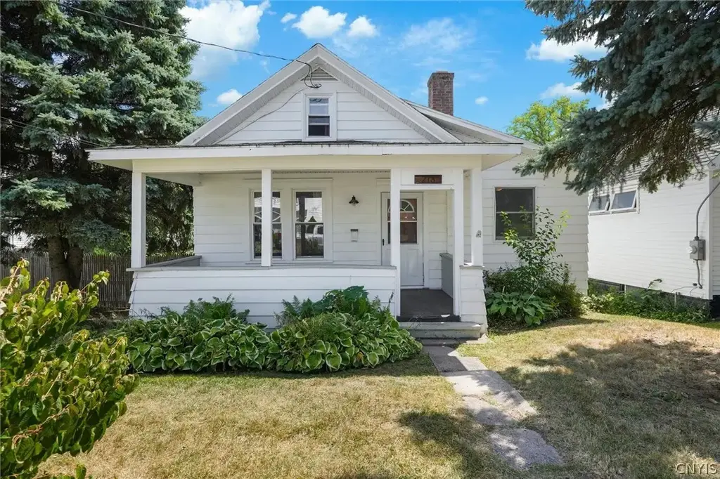 213 Yale Avenue, Geddes