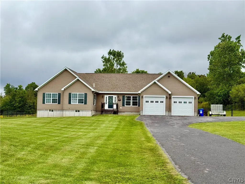 9435 Sessions Road, New Hartford