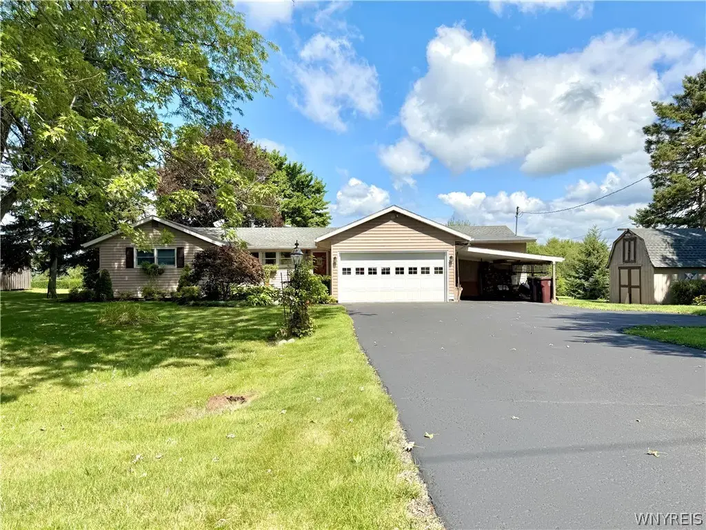 3288 E Church Street, Eden