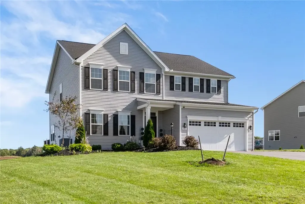 6427 Claremont, Victor