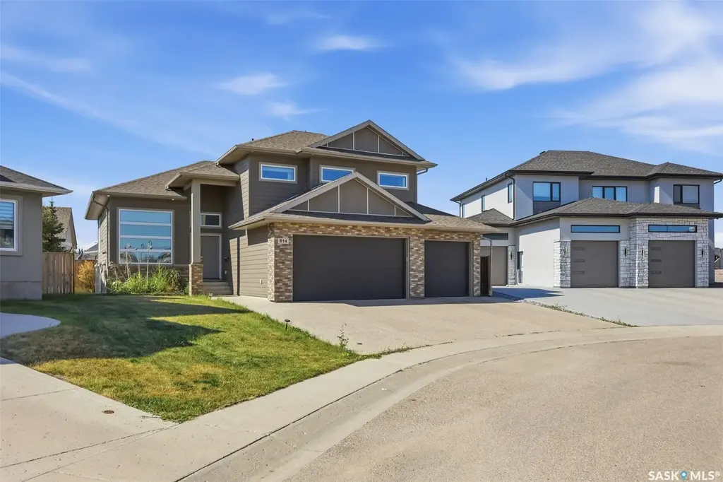 814 Werschner Court, Saskatoon