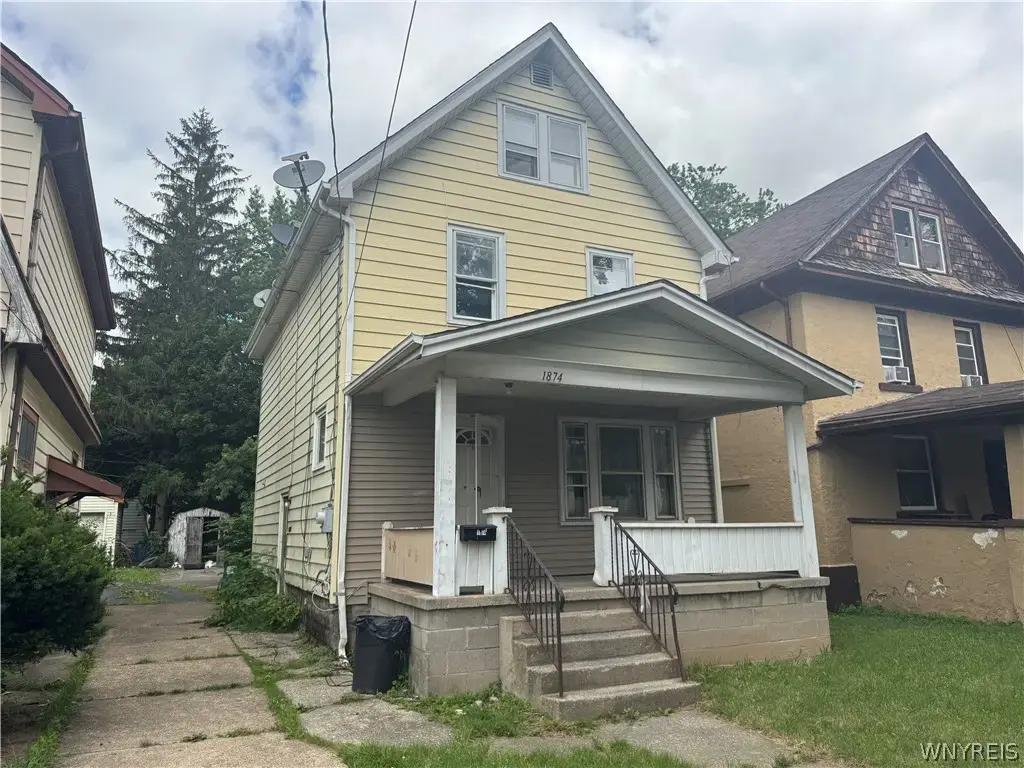 1874 South Avenue, Niagara Falls
