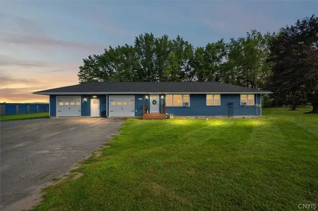 8690 New Floyd Road, Floyd