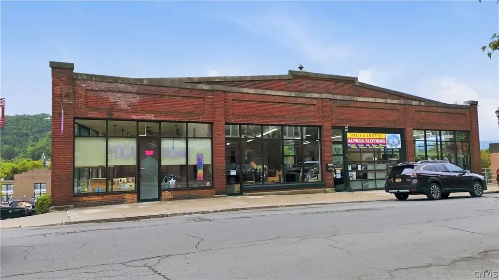 25-35 W Main Street, Little Falls City