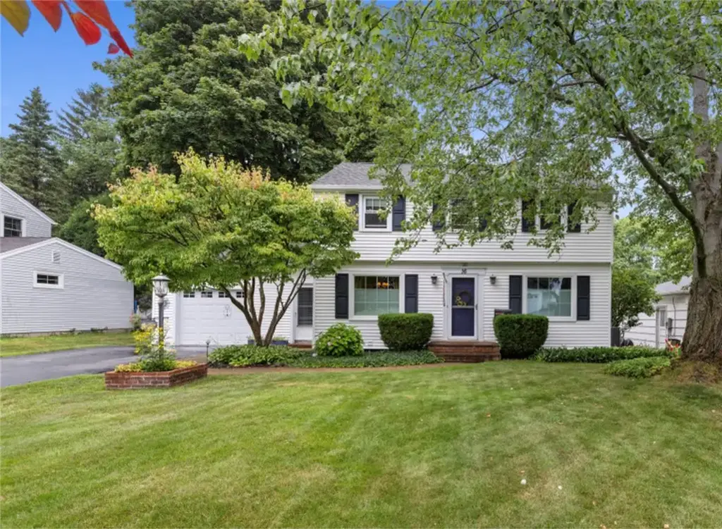 16 Oakcrest Drive, Irondequoit
