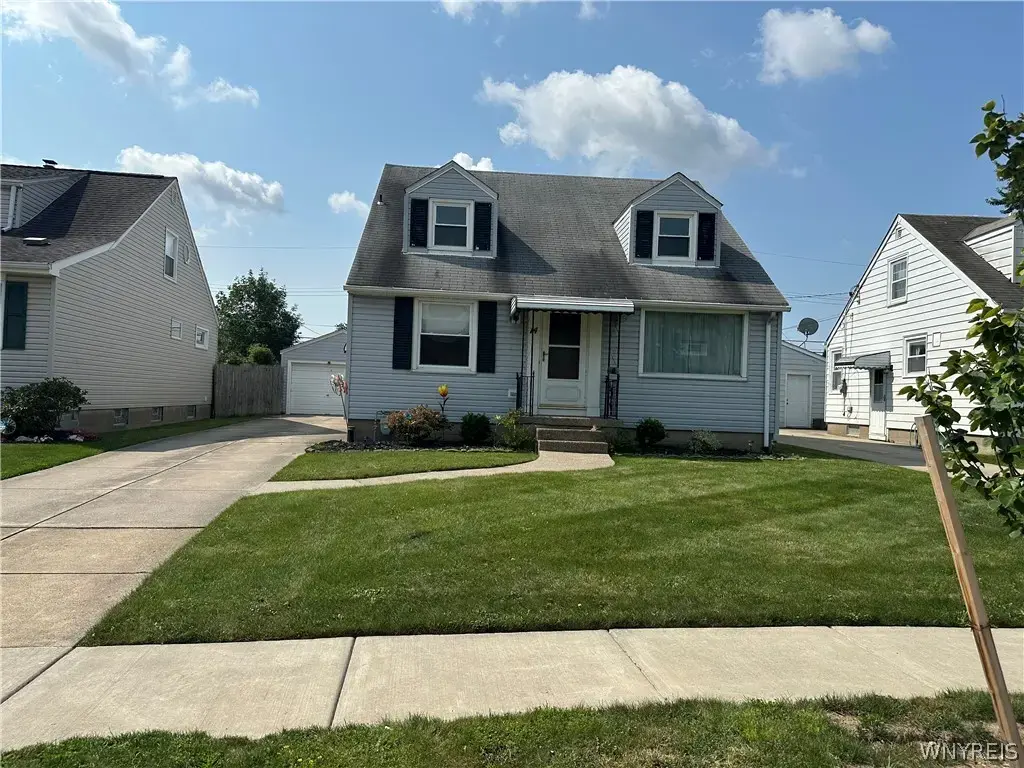 14 Quaker Ridge Road, Tonawanda