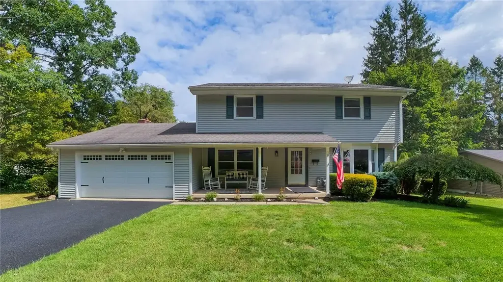 10 Highland Drive, Corning City