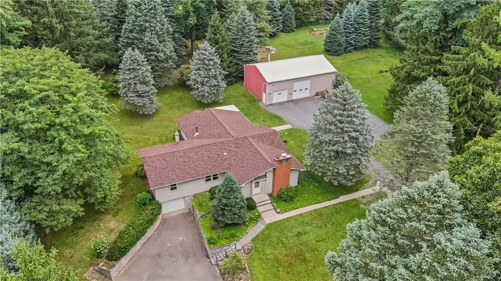 7112 Valentown Rd, Victor