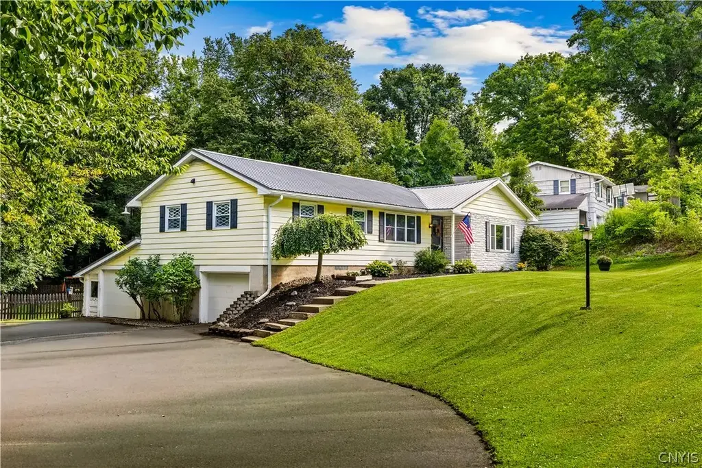 234 Homewood Drive, Kirkland