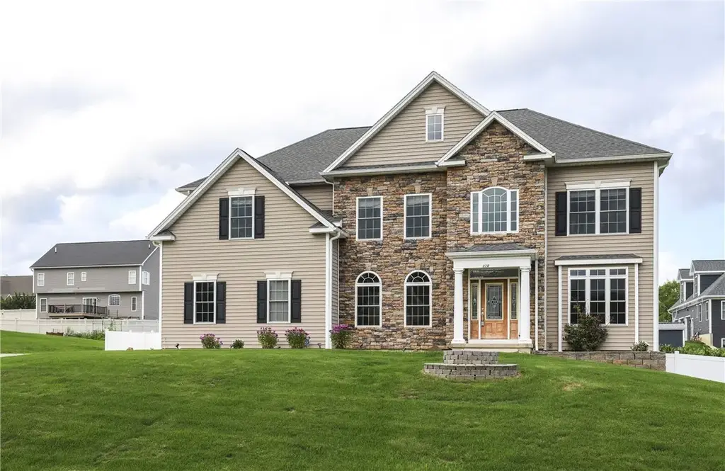 320 Wexford Lane, Horseheads