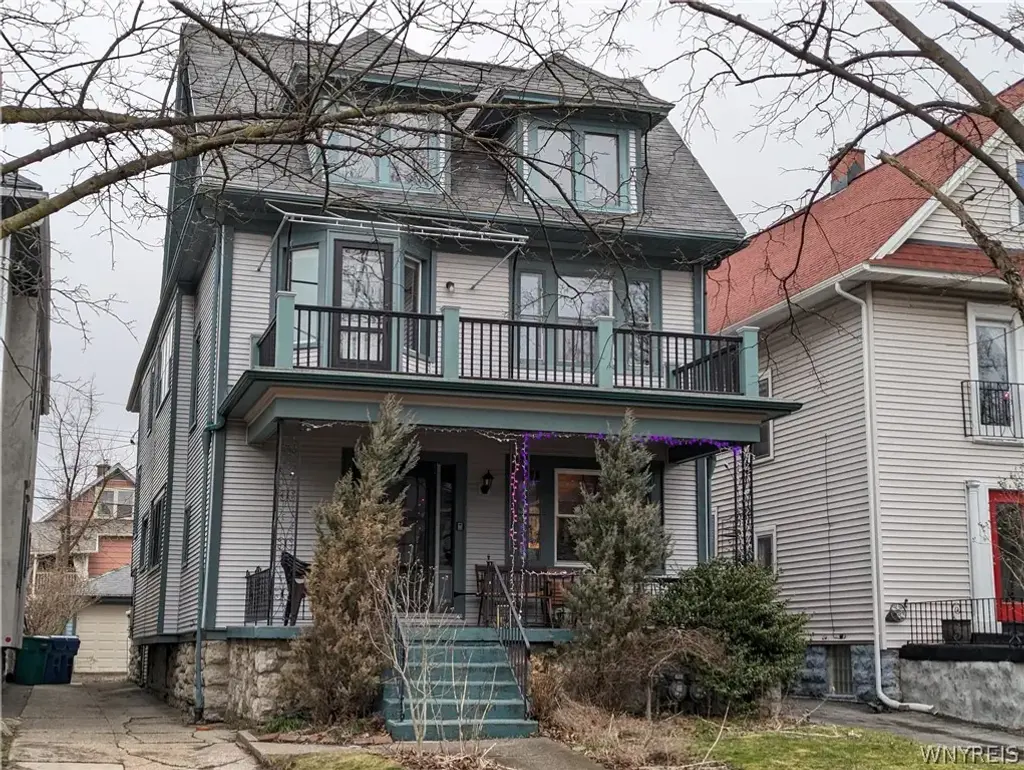 37 Manchester Place # Upper, Buffalo