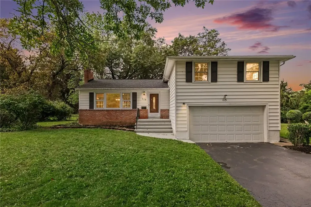 115 Dunrovin Ln, Brighton