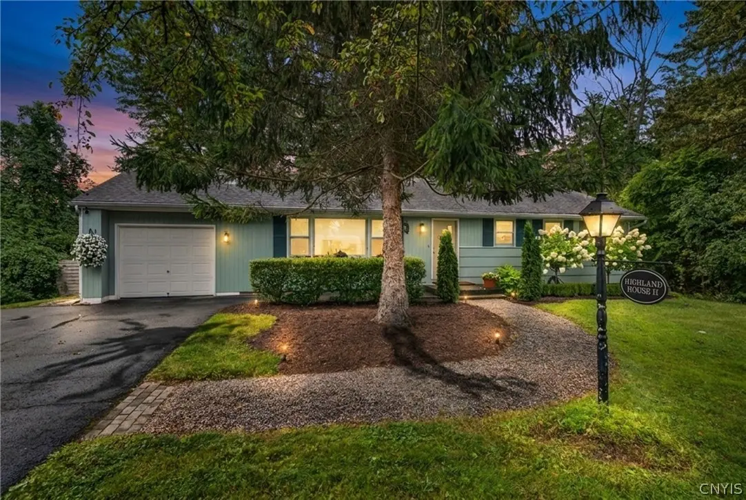 Photo of Listing #S1710131