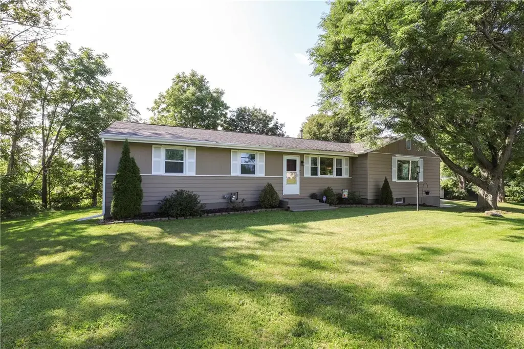 13 Colonial Drive, Horseheads