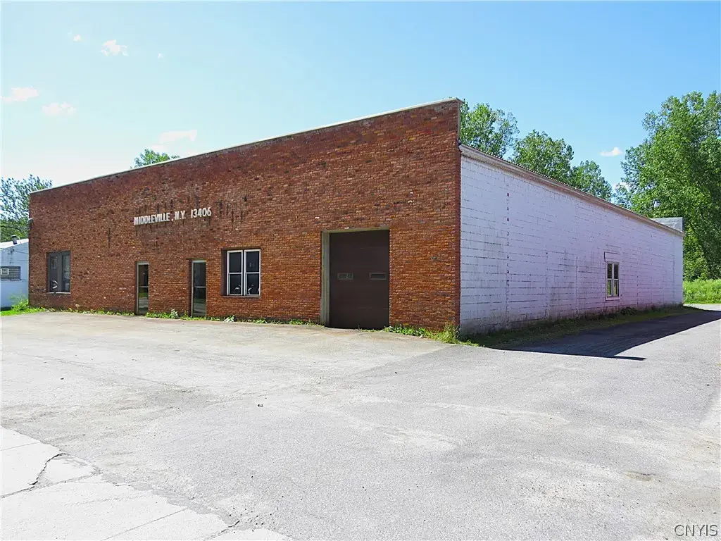 37 N Main Street, Fairfield