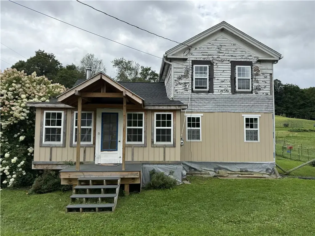 518 Hamilton Valley Road, Tioga