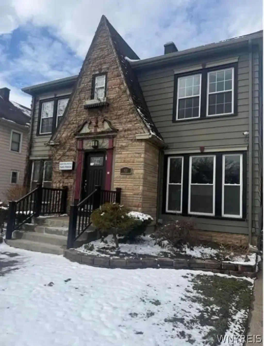 80 Delaware Road, Tonawanda