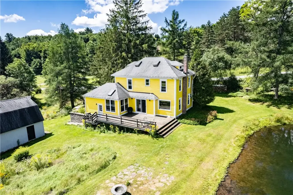 1298 County Highway 30, Harpersfield