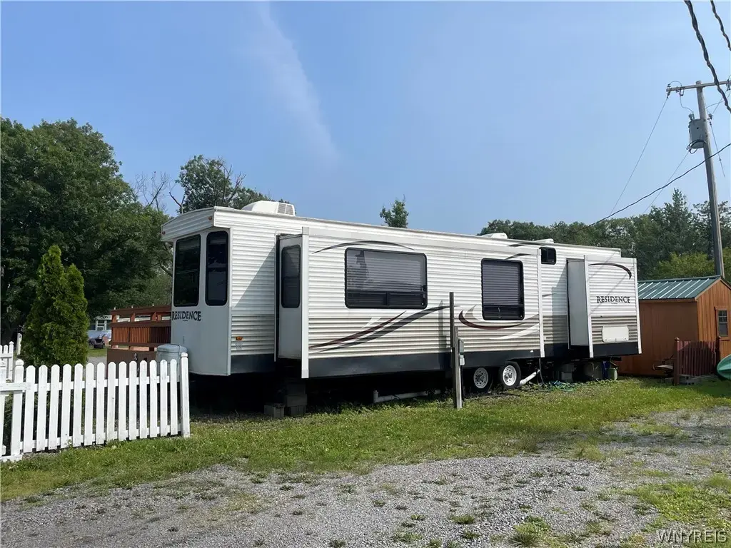 9456 Lakeshore Road#100, Evans