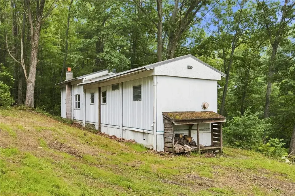 4862 Decamp Road, Tyrone