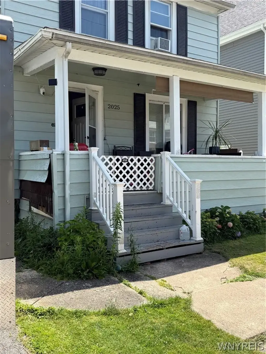 2025 La Salle Avenue, Niagara Falls
