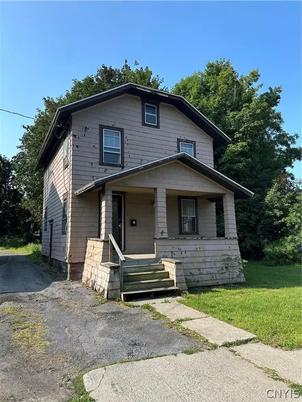 325 Stone Street, Watertown City