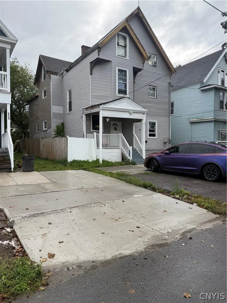 Photo of Listing #S1710303