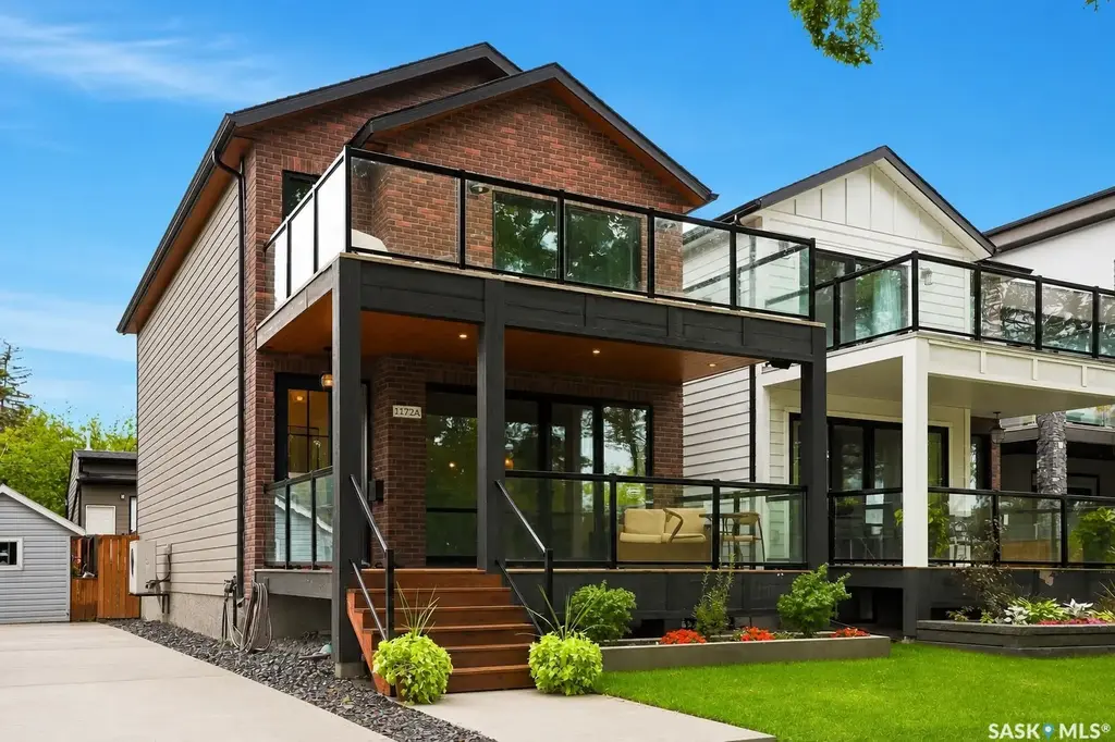 1172a Spadina Crescent E, Saskatoon