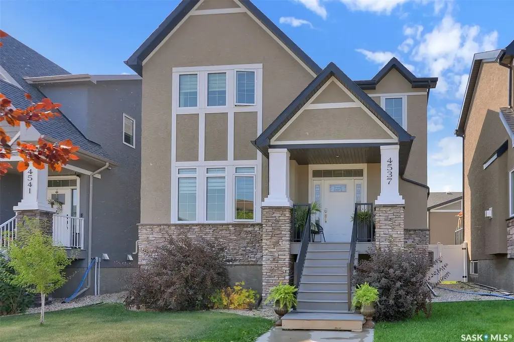 4537 Green Apple Drive E, Regina