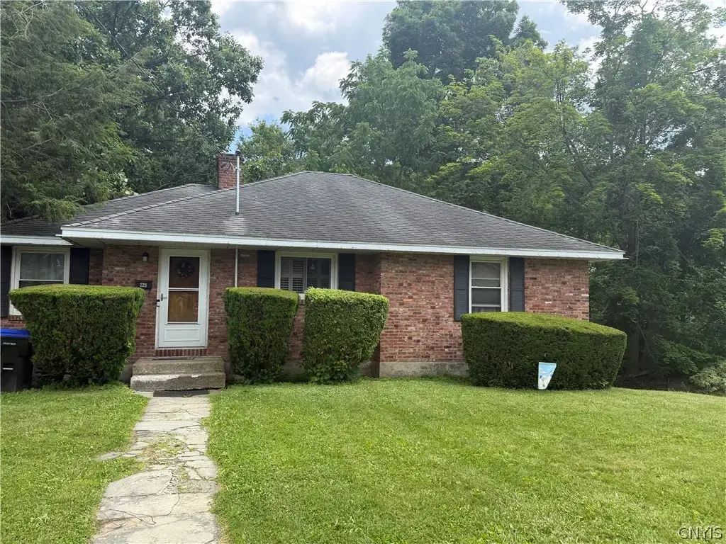 229 Wright Road, Vestal