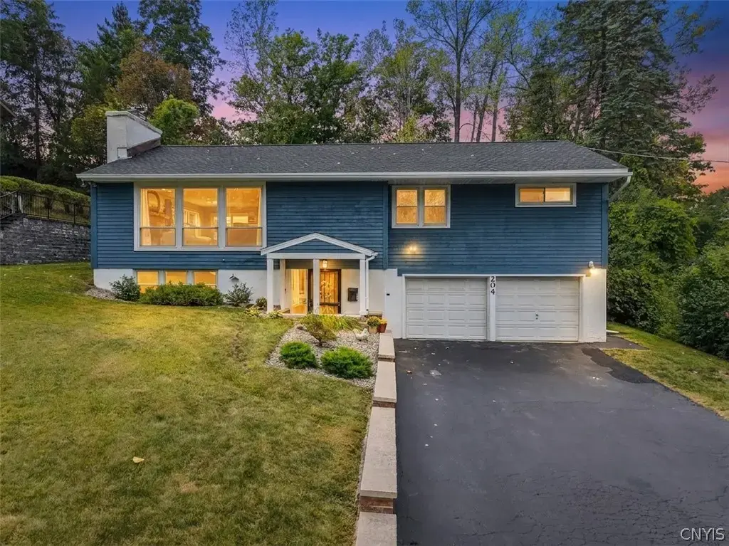 204 Demong Drive, Syracuse