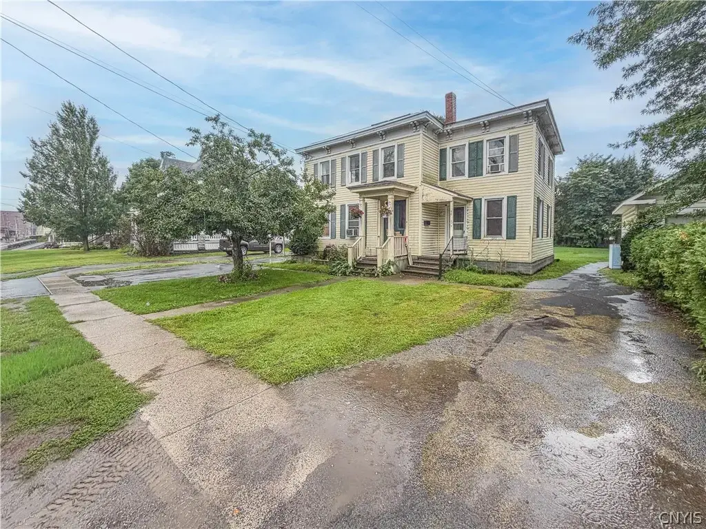 95 Clinton Street, Gouverneur