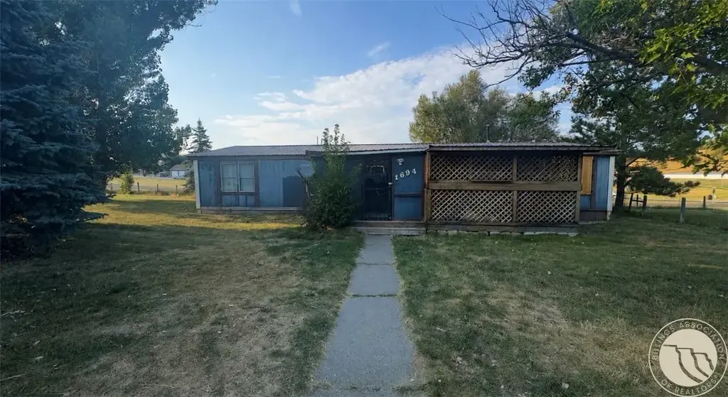 1694 Bozeman Court, Colstrip