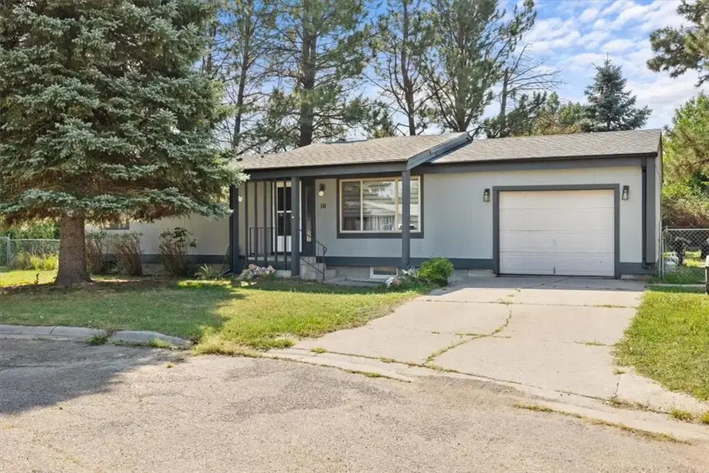 10 Sage Court, Colstrip