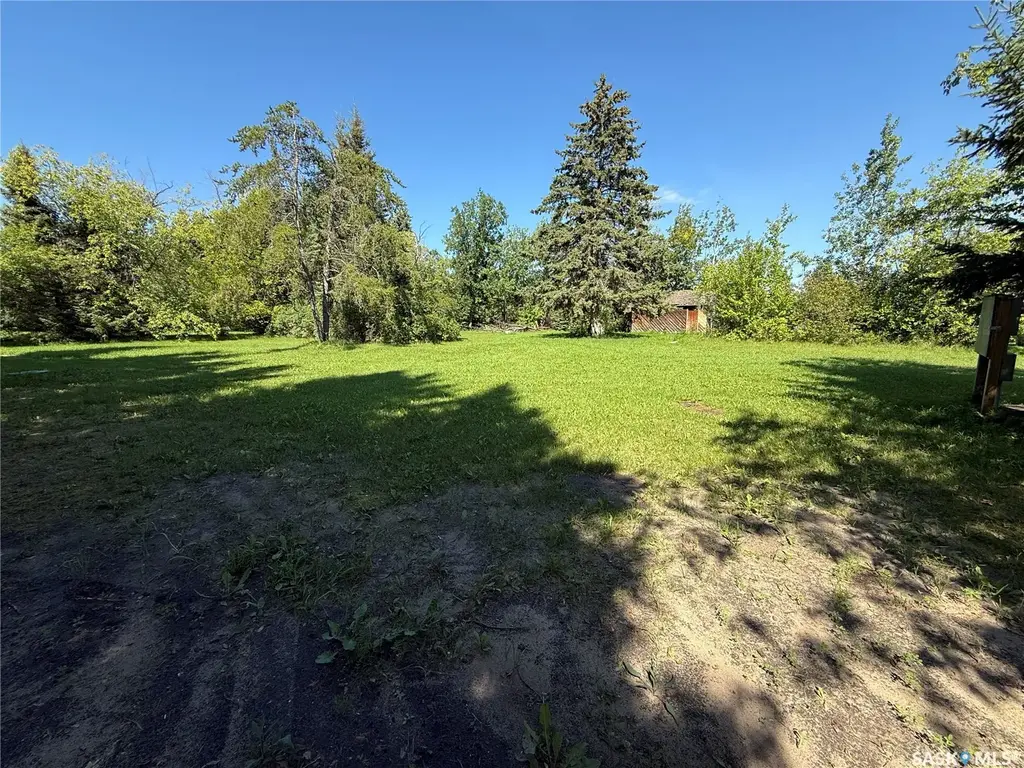 14-16 1st Avenue, Paddockwood
