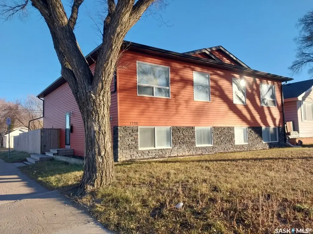 1736 C Avenue N, Saskatoon