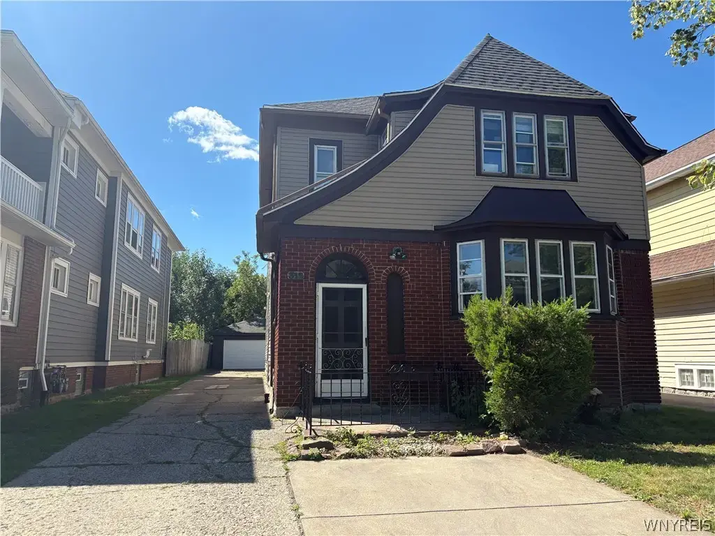 312 Sterling Avenue, Buffalo