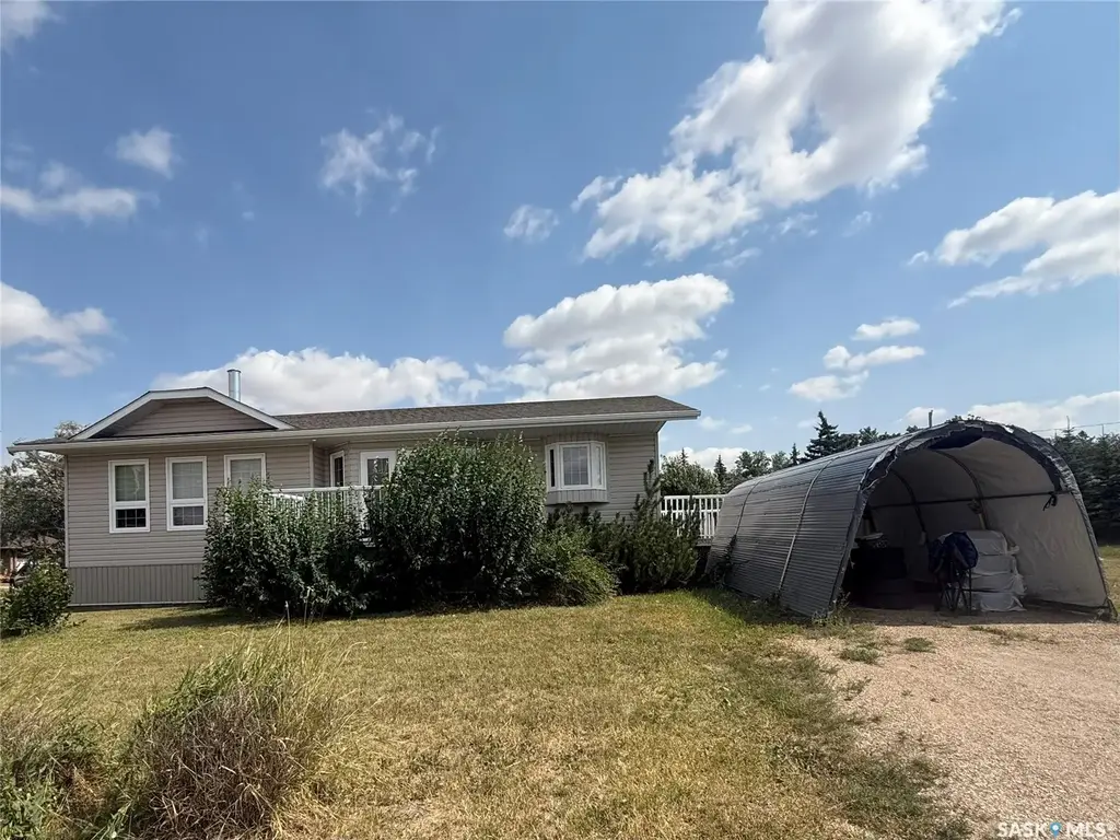 6 Shaw Place, Assiniboia