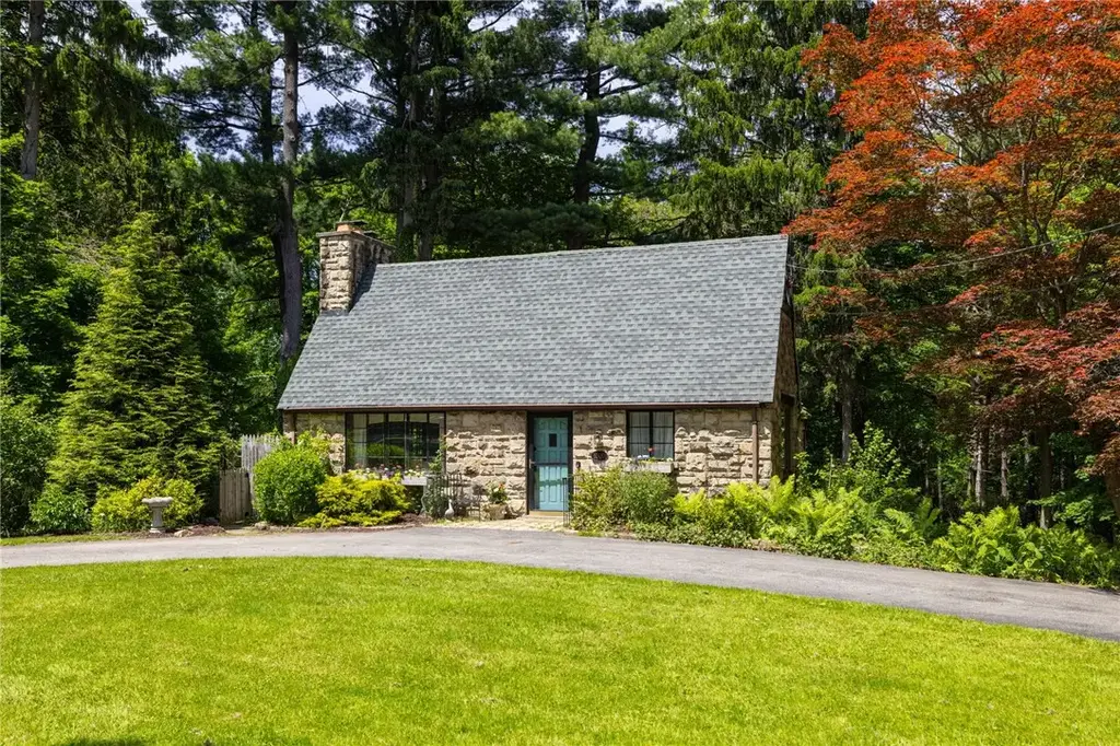 1000 Penfield Rd, Penfield