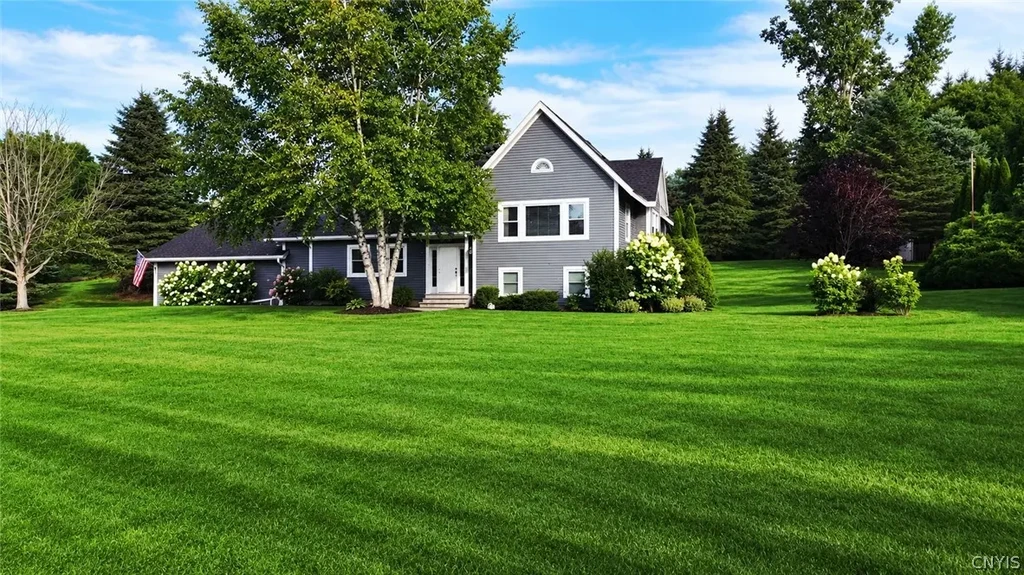 3308 Walden Oaks Boulevard, Cortlandville