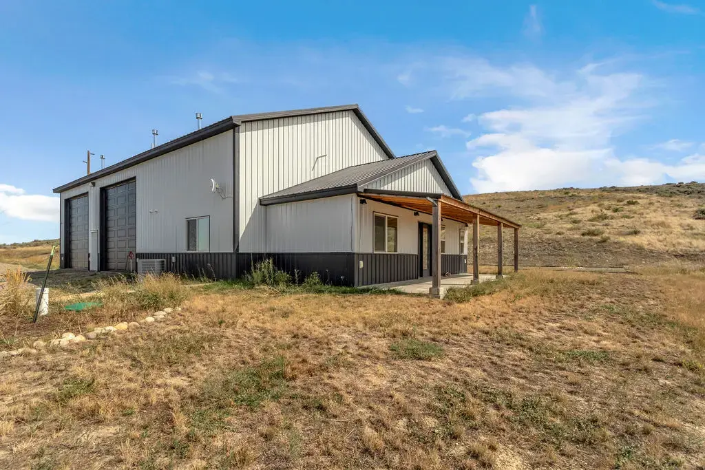 1720 Davis Creek Road, Laurel
