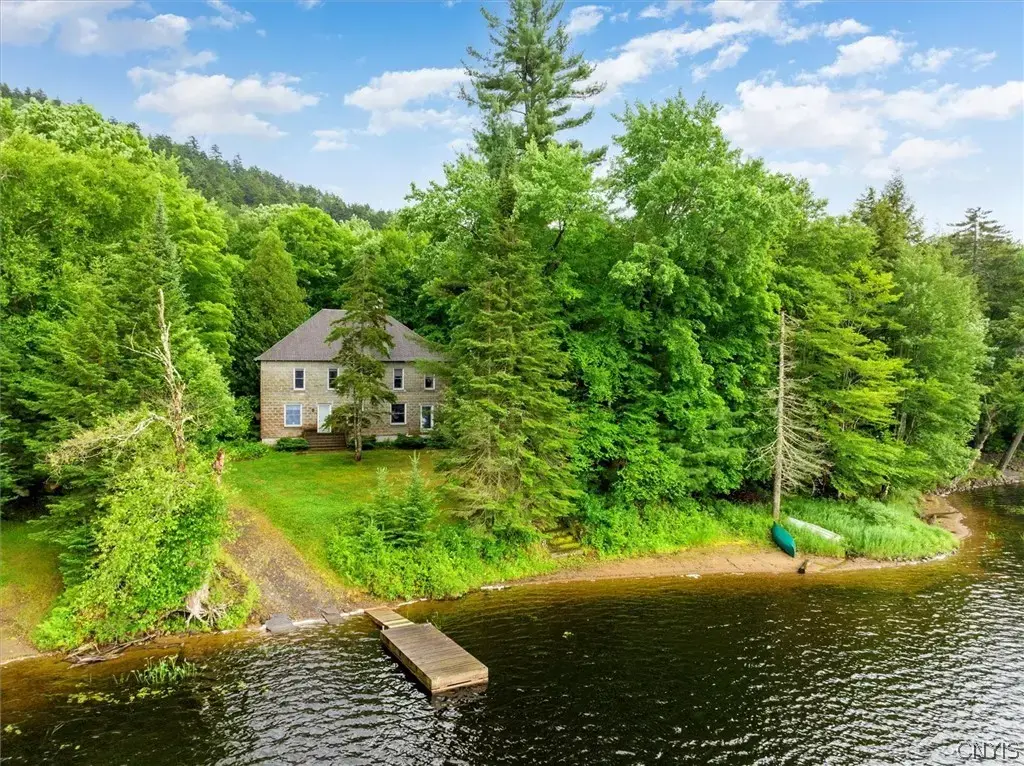 175 S Rondaxe Road, Webb