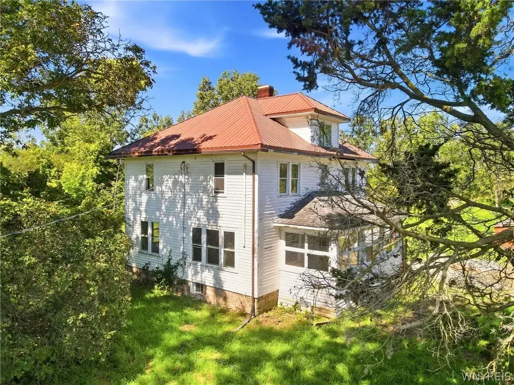 3566 Drum Road, Hartland