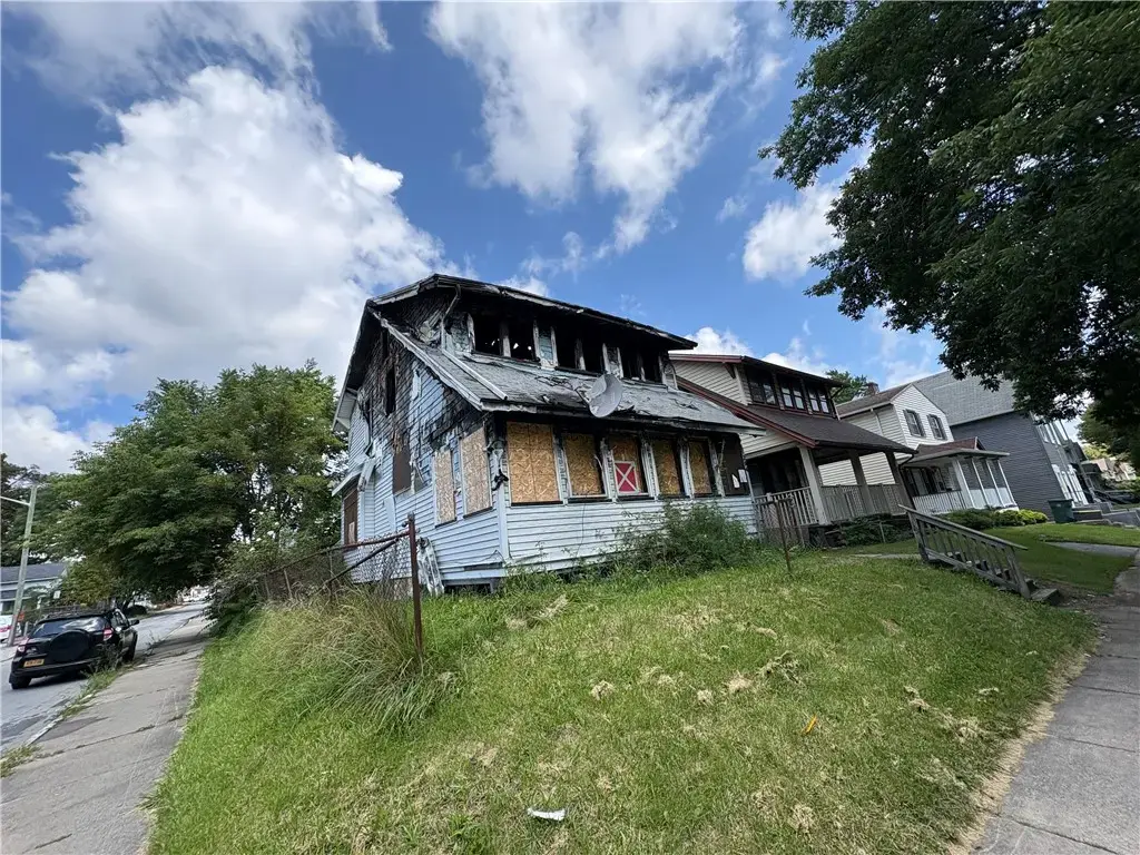 294 Lexington Avenue, Rochester