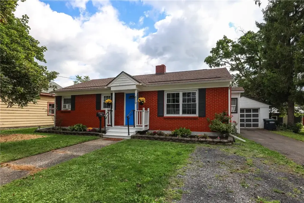 609 Center Street, Horseheads