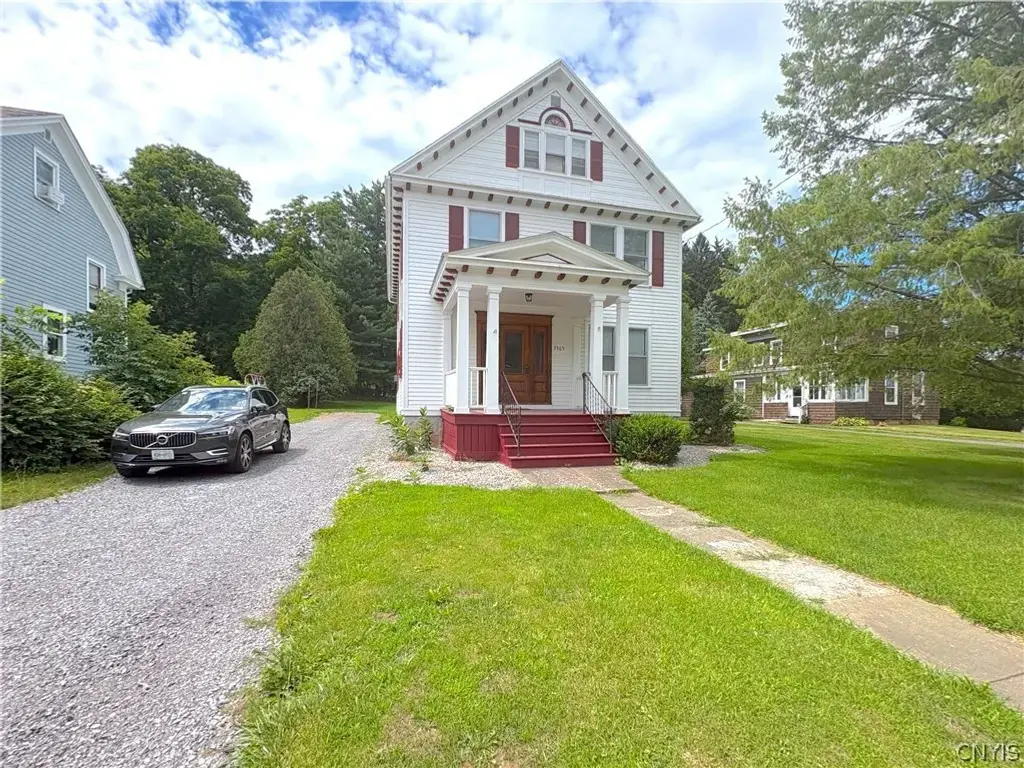 3565 Oneida Street, New Hartford