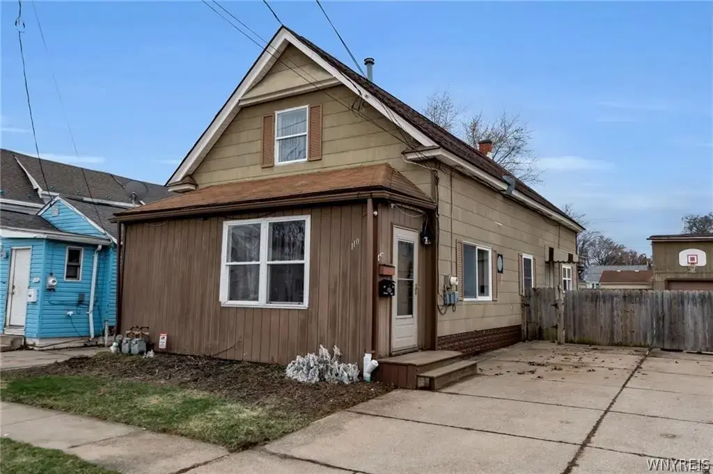 110 Hedley Street, Cheektowaga