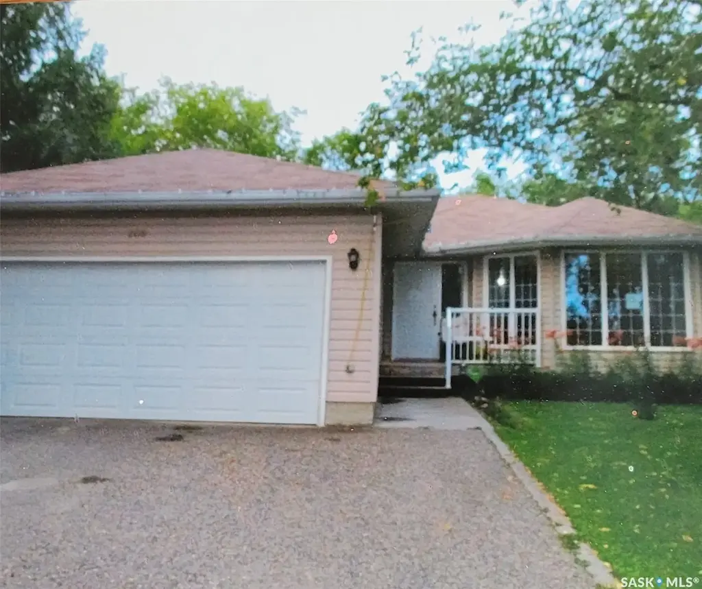 209 1st Avenue N, Big River