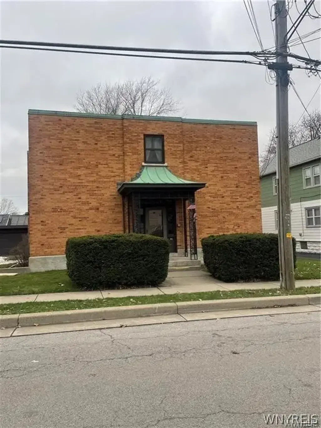 36 Flohr Avenue, West Seneca