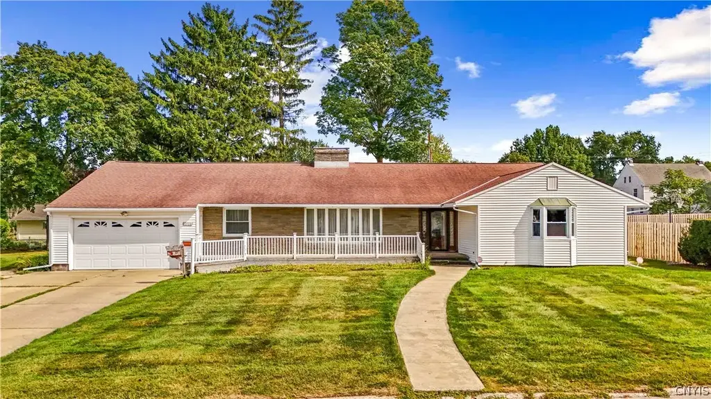 1611 Madison Avenue, Utica